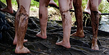 Kinder während des Schulausflugs